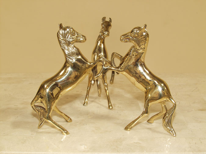 0063B - Sphere Holder 3-Horses Brass