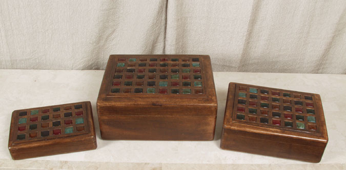 120-0124 - Extra Large Box, Wood Stone with Square Gems