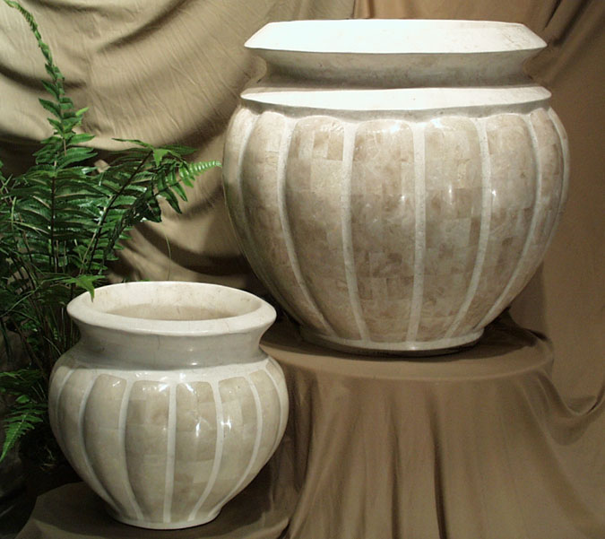 14-0379 - Large Squash Planter, Beige Fossil Stone with White Ivory Stone