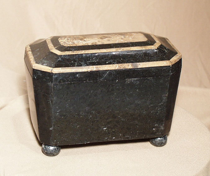 17-0111 - Regency I Octagon Tea Caddy  Black Stone with Snakeskin Stone