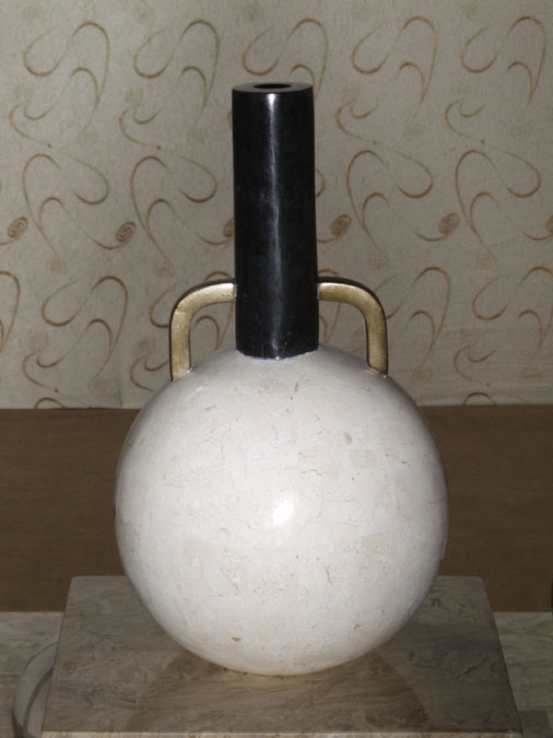 19-9332 - Laguna Vase, White Ivory Stone with Black Stone