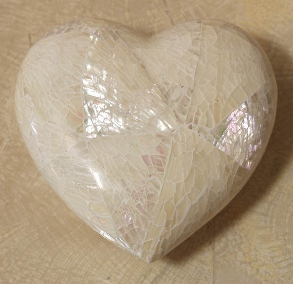 30-9522 - Heart Sculpture, White Sea Shell Finish