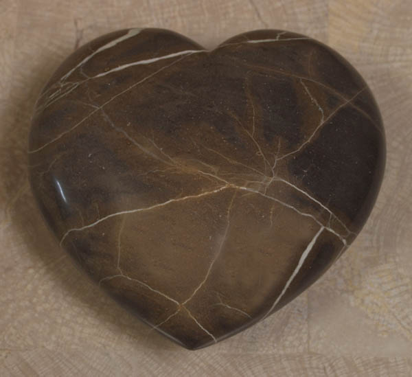 50-9522 - Heart Sculpture, Snakeskin Stone