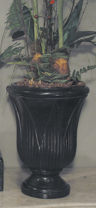 57-0335 - Juliette Vase, Black Stone