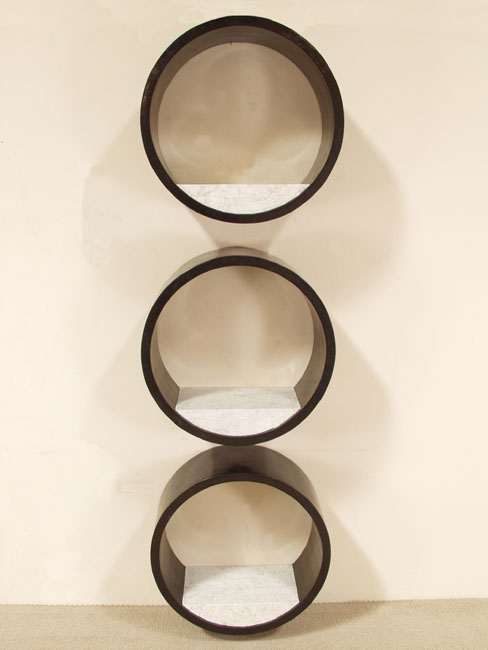 573-3462 - Wellington Round Wall Shelf, Black Stone with Light Grey Agate Stone