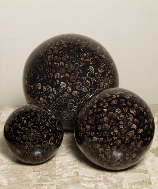 612-0042 - 7.5 In. Sphere, Fern Tassel Finish