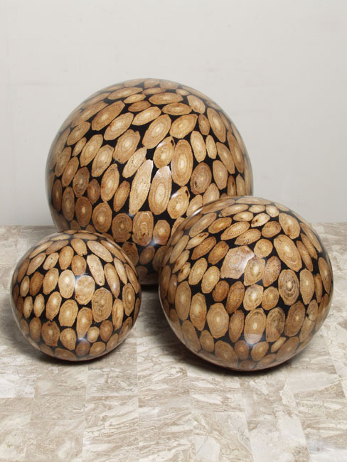 613-0041 - 5.5 In. Sphere, Mangrove Slice Finish