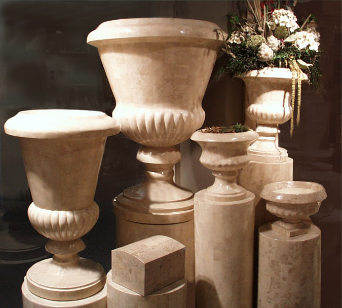 64-0347 - Medium Traditional Urn - Beige Fossil Stone