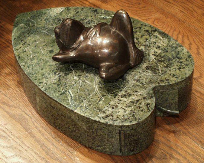 70-0102 - Lily Box Forest Stone with Bronze Frog