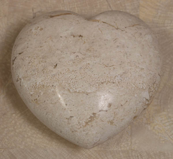 71-9522 - Heart Sculpture, White Ivory Stone