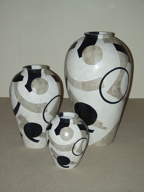 76-0390 - Et cetera Mango Jar, Medium, White Ivory Stone/Cantor Stone/Black Stone