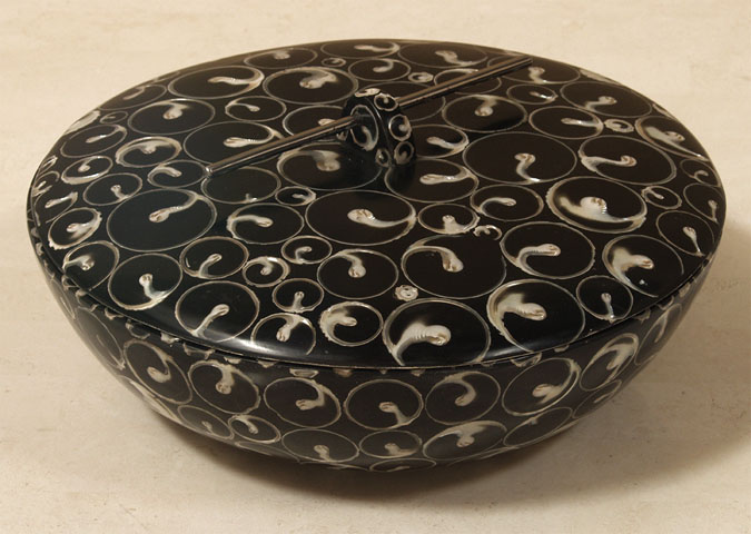 88-0327 - Nara Bowl, Trocca Circles Shell Finish