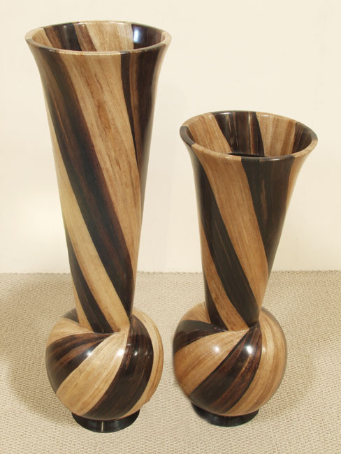 891-9481 - Twist Vase, Medium, Honeycomb and Dark Banana Bark