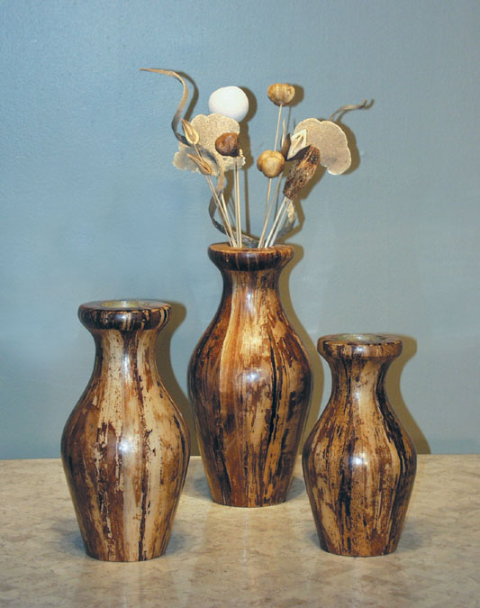 92-0332 - Medium Flower Vase, Light Banana Bark